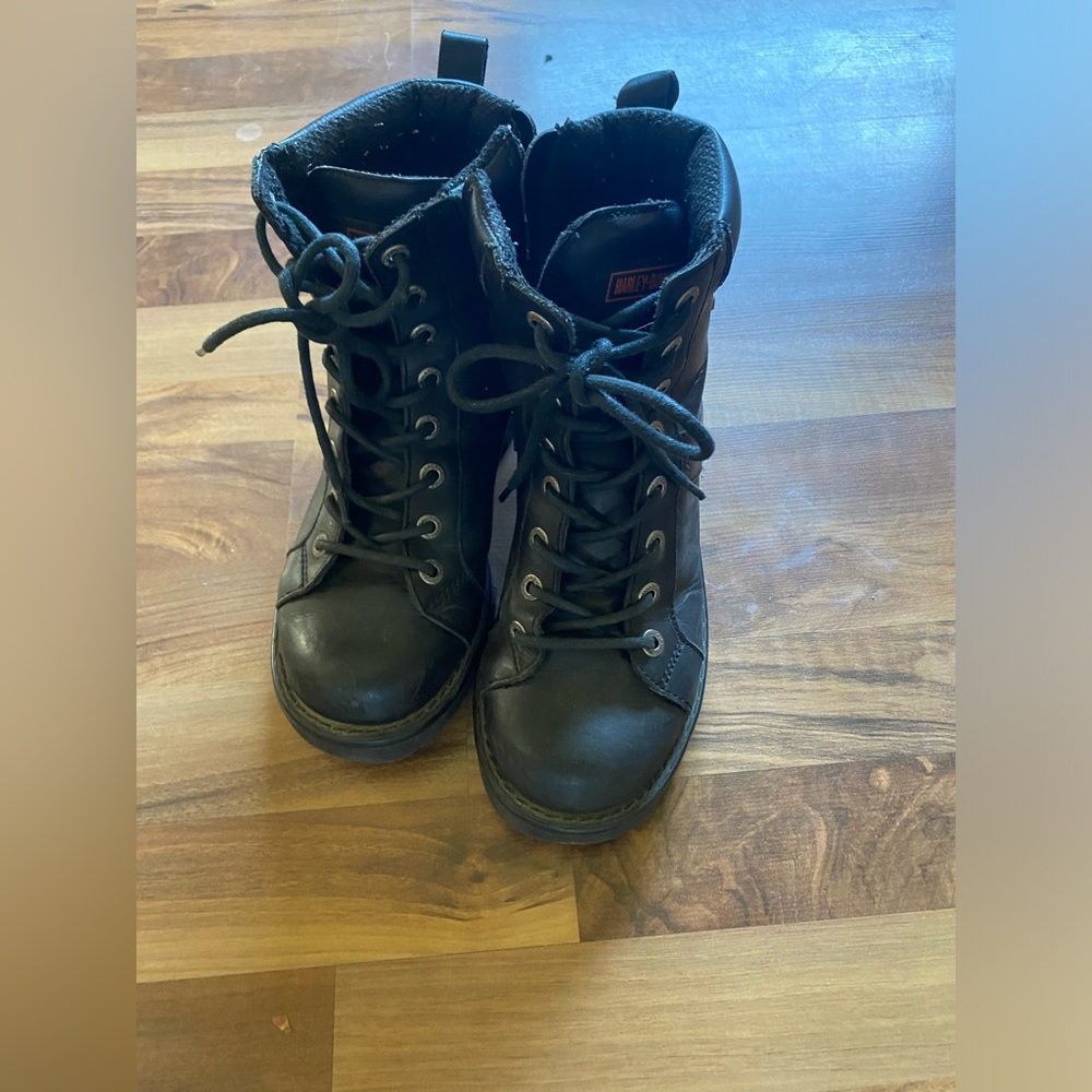 Harley Davidson ladies size 8.5